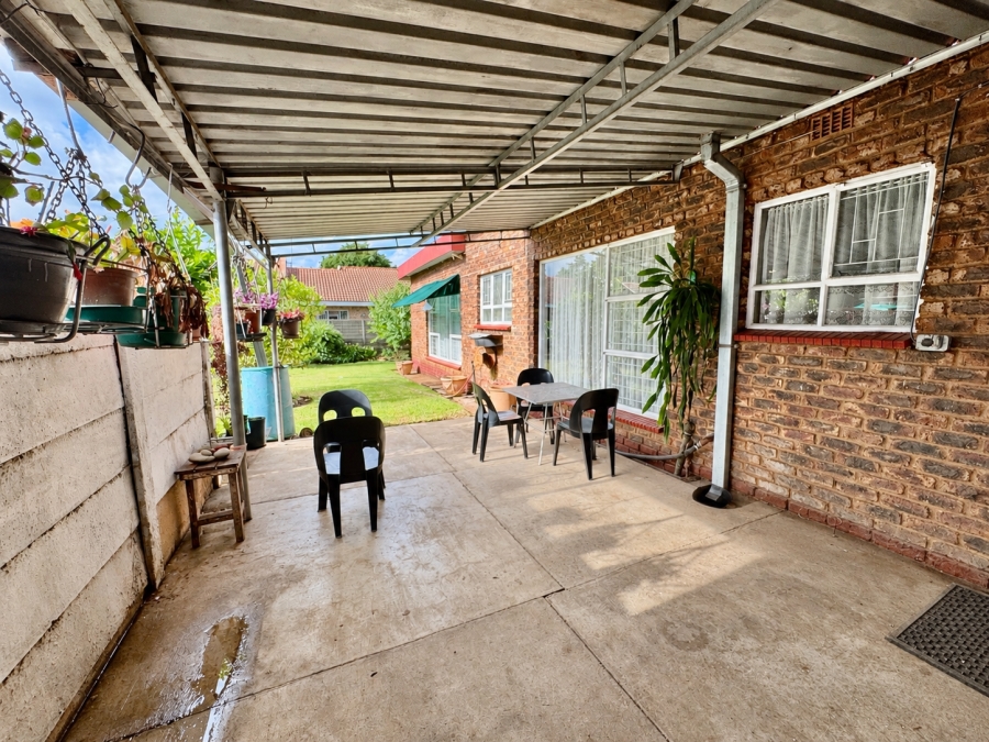 3 Bedroom Property for Sale in Potchefstroom North West